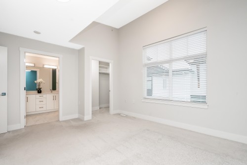 14-22128 48A Avenue, Langley, BC 