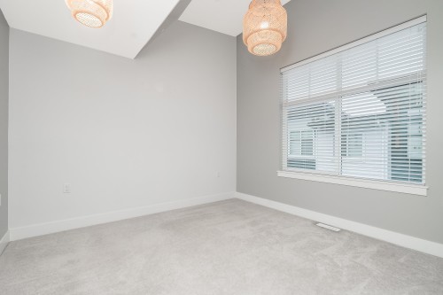 14-22128 48A Avenue, Langley, BC 