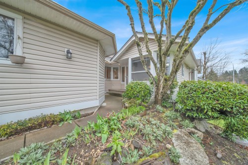 101-16071 82 Avenue, Surrey, BC 