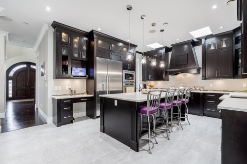 13530 60 Avenue, Surrey, BC 