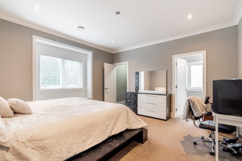 13530 60 Avenue, Surrey, BC 
