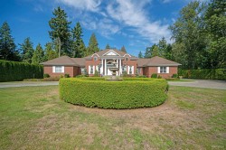 17007 28 Avenue  Surrey, BC V3Z 9W8