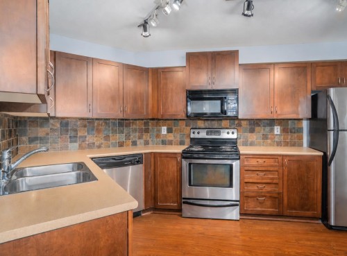 202-2955 Diamond Crescent, Abbotsford, BC 