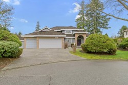 13913 25a Avenue  Surrey, BC V4P 2L9
