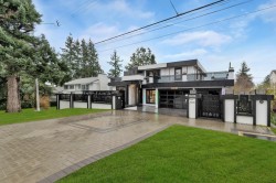 15460 Semiahmoo Avenue  White Rock, BC V4B 1T8