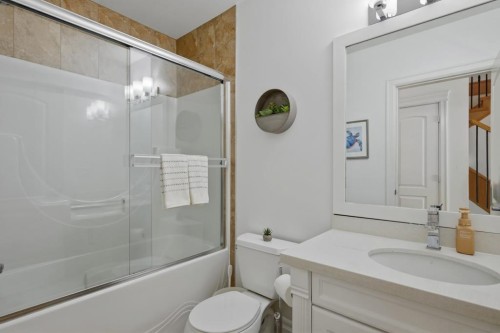 8563 Tupper Boulevard, Mission, BC 