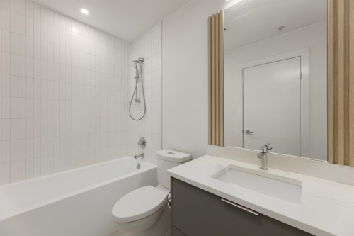 304-20695 Eastleigh Crescent, Langley, BC 