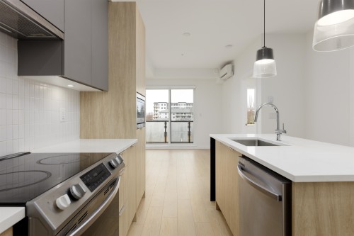 304-20695 Eastleigh Crescent, Langley, BC 