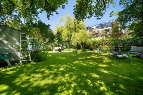 1056 Stevens Street, White Rock, BC 