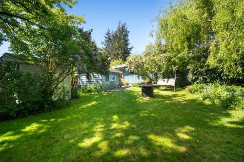 1056 Stevens Street, White Rock, BC 