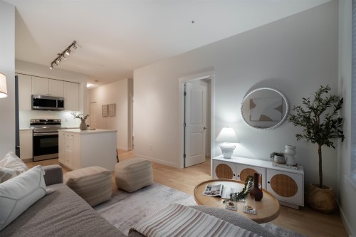 113-15858 Fraser Highway, Surrey, BC 