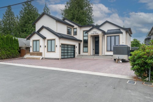 2354 Grant Street  Abbotsford, BC V2T 2M7