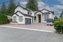 2354 Grant Street  Abbotsford, BC V2T 2M7