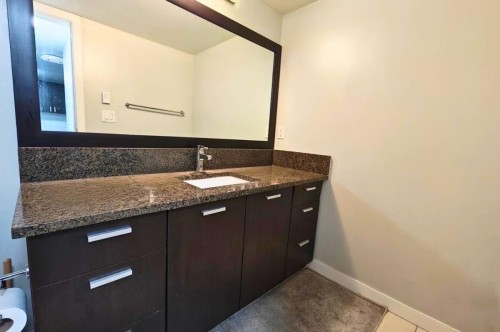 319-7511 120 Street, Delta, BC 