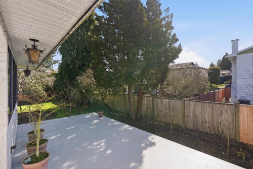 8841 Delmonte Crescent, Delta, BC 