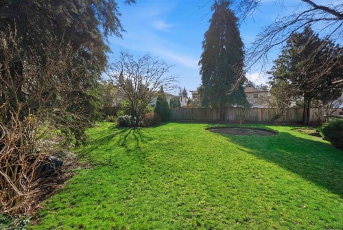 8841 Delmonte Crescent, Delta, BC 