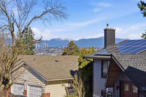 8841 Delmonte Crescent, Delta, BC 