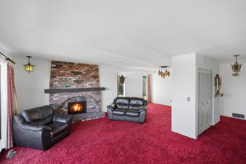 8841 Delmonte Crescent, Delta, BC 