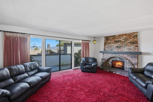 8841 Delmonte Crescent, Delta, BC 