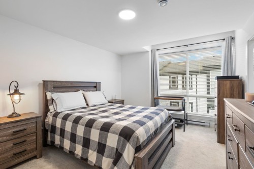 25-19255 Aloha Drive, Surrey, BC 