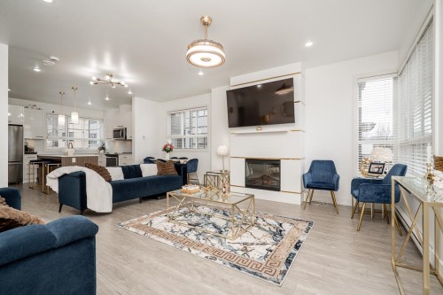 8-1938 North Parallel Road  Abbotsford, BC V3G 0H1