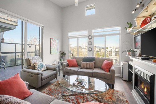 417-15385 101a Avenue  Surrey, BC V3R 0B4