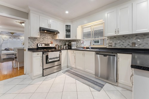 13166 73 Avenue, Surrey, BC 