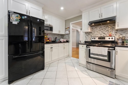 13166 73 Avenue, Surrey, BC 