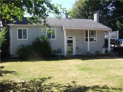 8689 110a Street  Delta, BC V4C 4K8