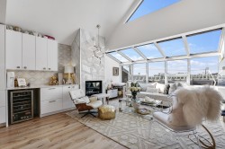 1115 Elm Street  White Rock, BC V4B 3R9