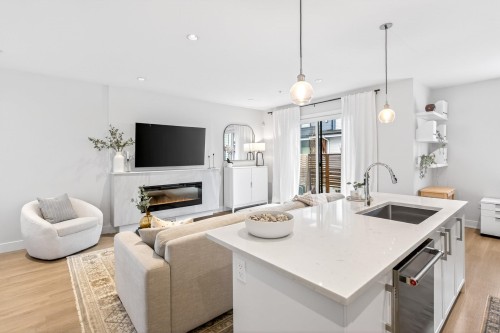 31-22128 48a Avenue  Langley, BC V3A 0L6