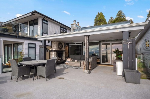 15456 Columbia Avenue, White Rock, BC 