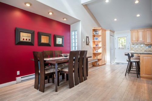 15456 Columbia Avenue, White Rock, BC 