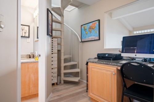 15456 Columbia Avenue, White Rock, BC 