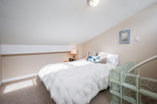 15456 Columbia Avenue, White Rock, BC 