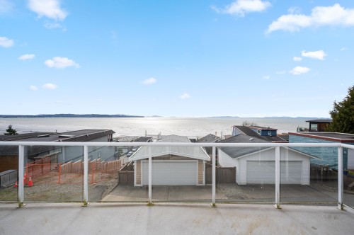 15456 Columbia Avenue, White Rock, BC 