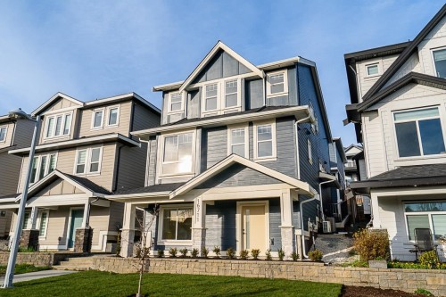 16711 16 Avenue, Surrey, BC 