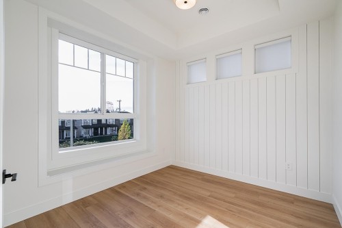 16711 16 Avenue, Surrey, BC 