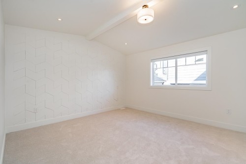 16711 16 Avenue, Surrey, BC 