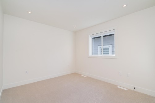 16711 16 Avenue, Surrey, BC 