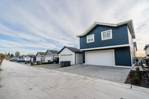 16711 16 Avenue, Surrey, BC 