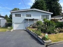 11515 97a Avenue  Surrey, BC V3V 2G3