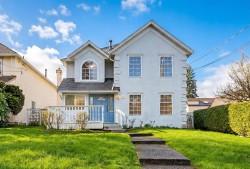 12724 28 Avenue  Surrey, BC V4A 2P4