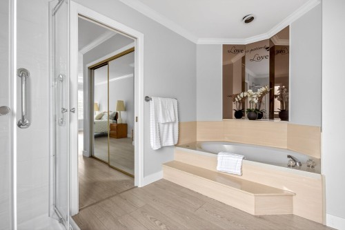 12724 28 Avenue, Surrey, BC 