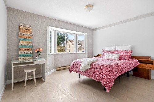 12724 28 Avenue, Surrey, BC 