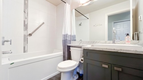 309-20058 Fraser Highway, Langley, BC 