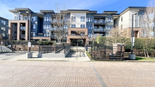 309-20058 Fraser Highway, Langley, BC 