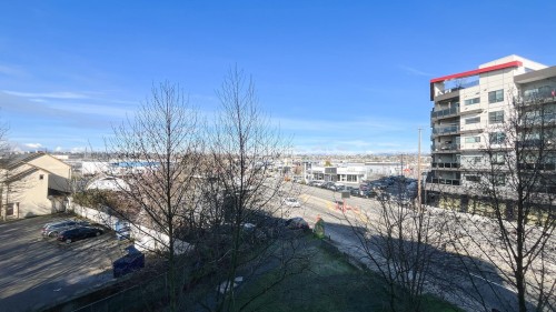 309-20058 Fraser Highway, Langley, BC 