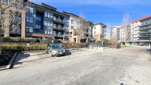309-20058 Fraser Highway, Langley, BC 