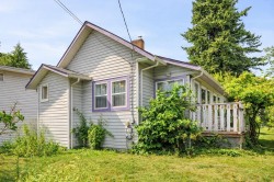 32881 1st Avenue  Mission, BC V2V 1E8